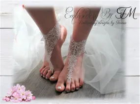 Barefoot sandals No.2 / design on tulle / 7x12 hoop