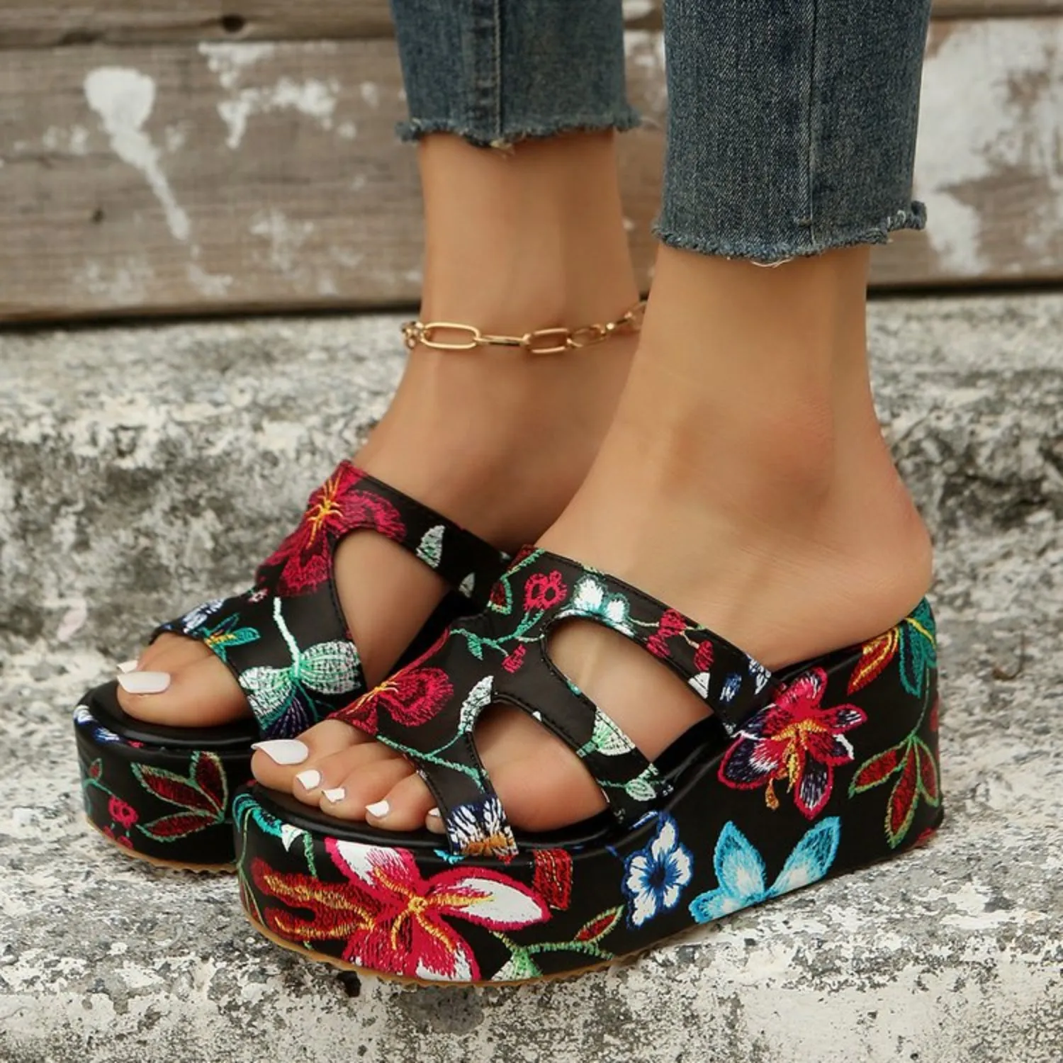 Cutout Floral Peep Toe Wedges Platform Sandals