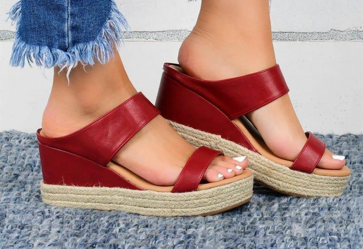 Hemp High Wedge Casual Sandals with Round Toe Design